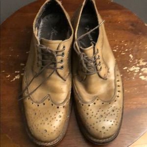 Kenneth Cole wingtip shoes